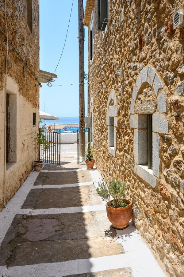 אגיוס ניקולאוס Selinitsa Residence Mani מראה חיצוני תמונה